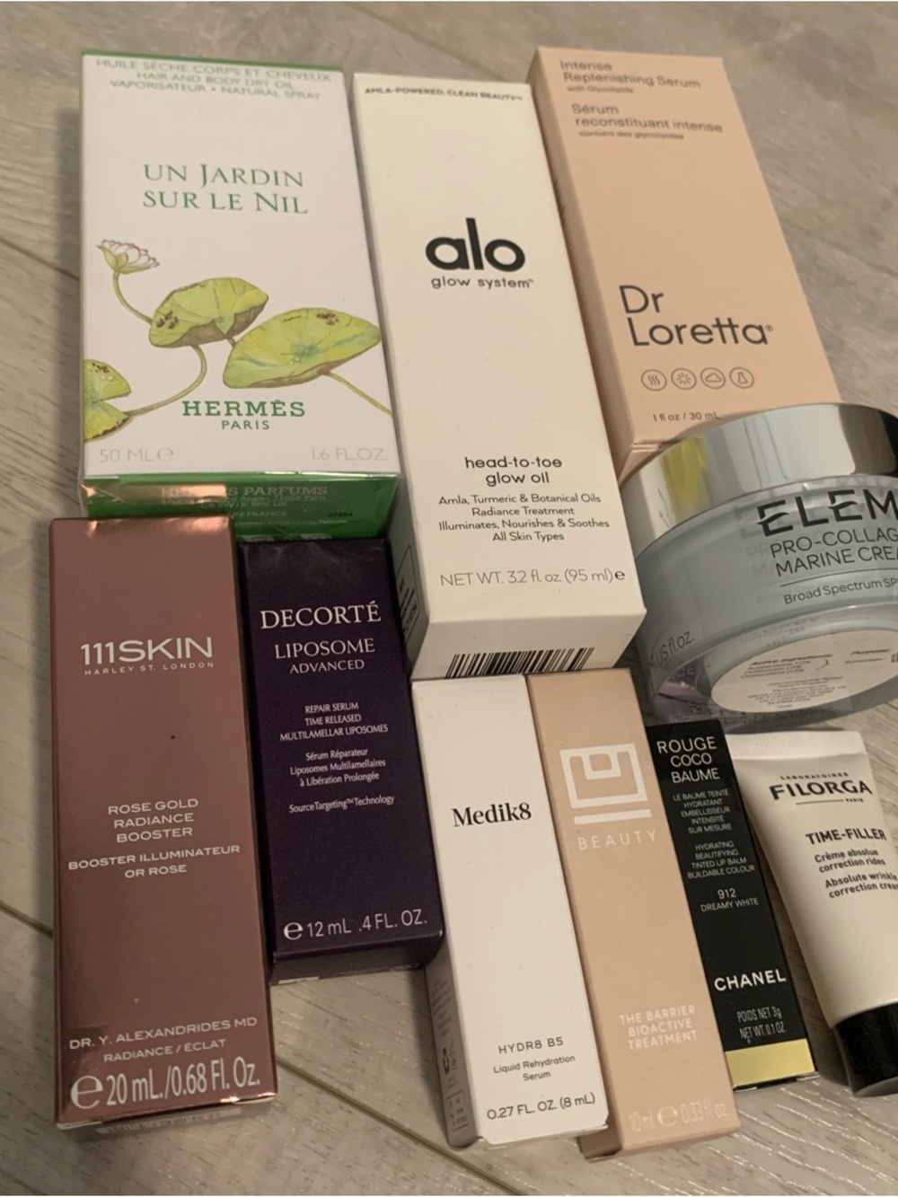 Alo Glow System Head-to-Toe Glow Oil — White